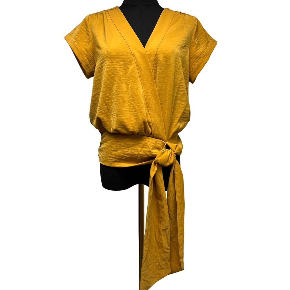 Nine West NWT Faux Wrap Top Size Small Tie‎ Front Yellow Gold Pirate